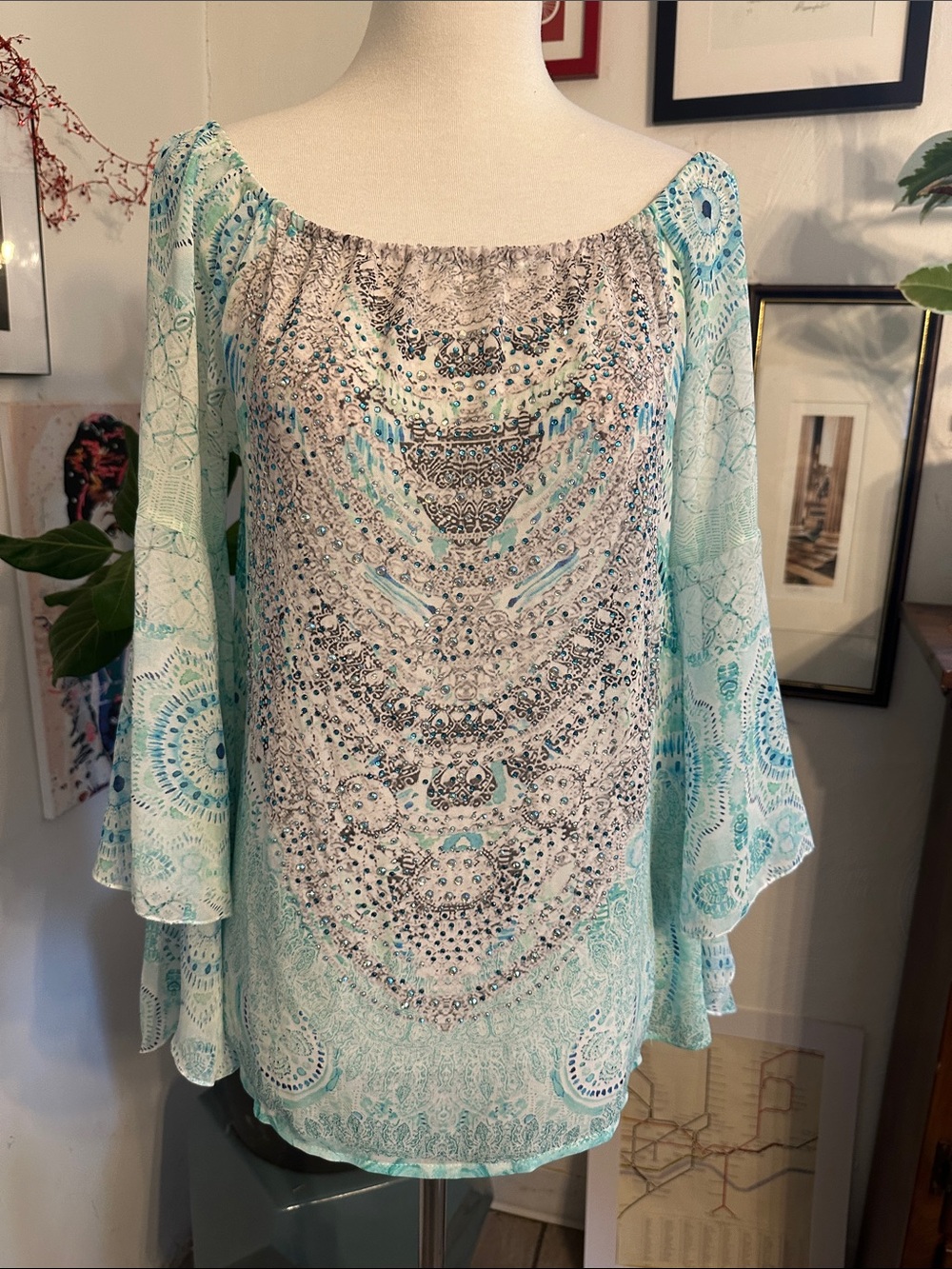 Gigi & EllaTurquoise Printed Off-Shoulder Bell Sleeve Blouse Small